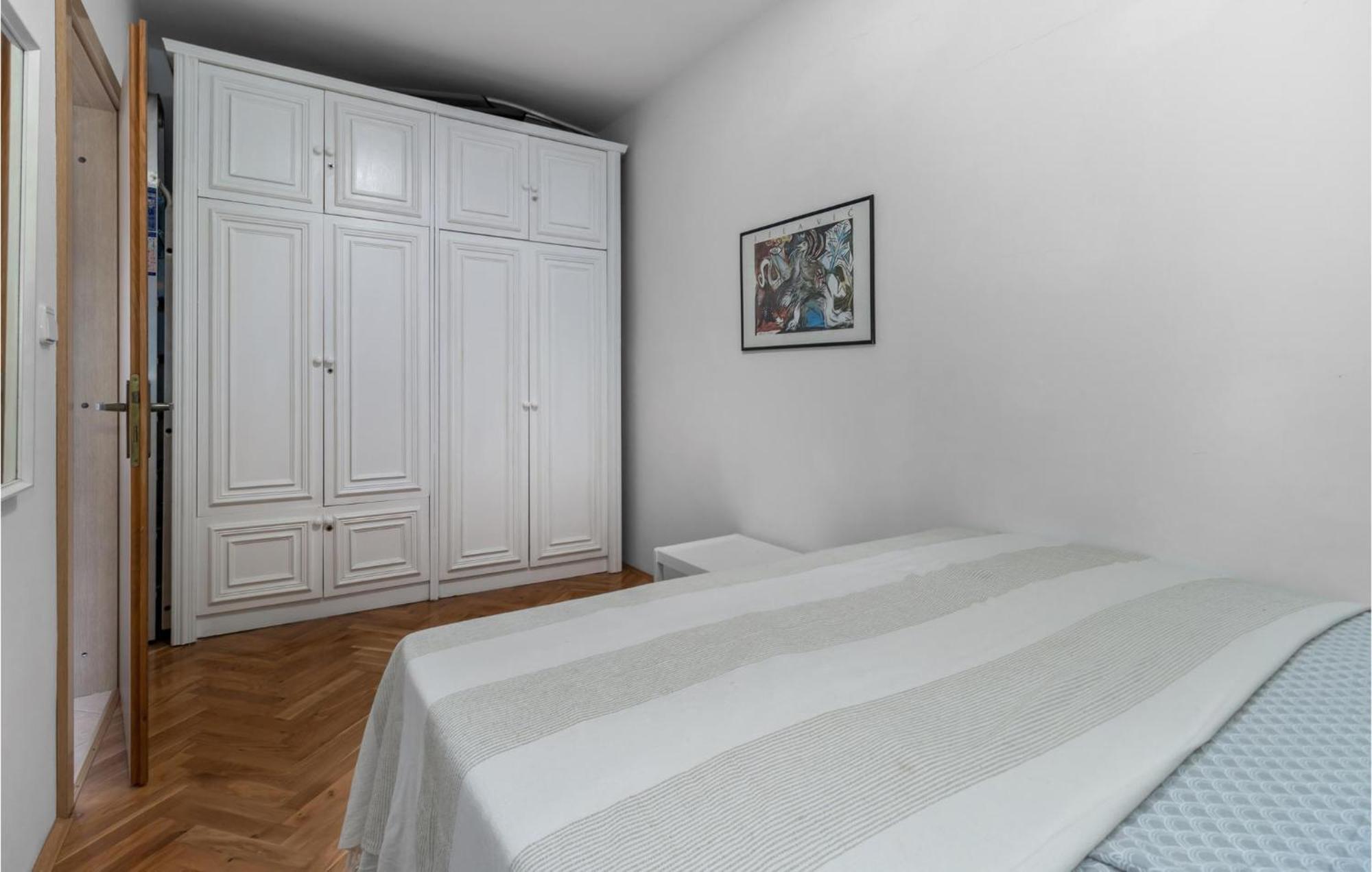 Lovely Apartment In Novi Vinodolski With Wifi 外观 照片