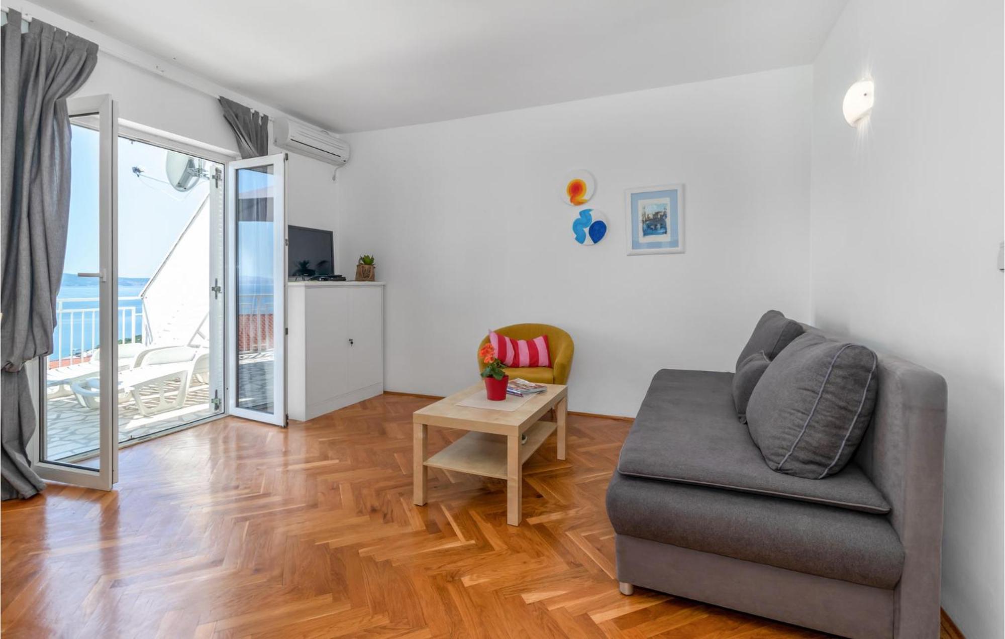 Lovely Apartment In Novi Vinodolski With Wifi 外观 照片