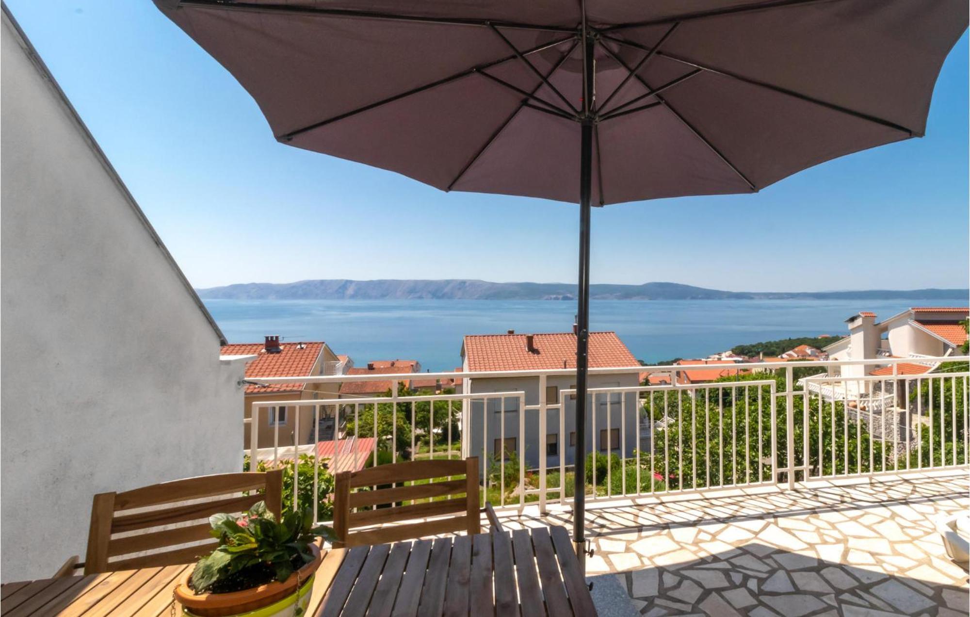 Lovely Apartment In Novi Vinodolski With Wifi 外观 照片