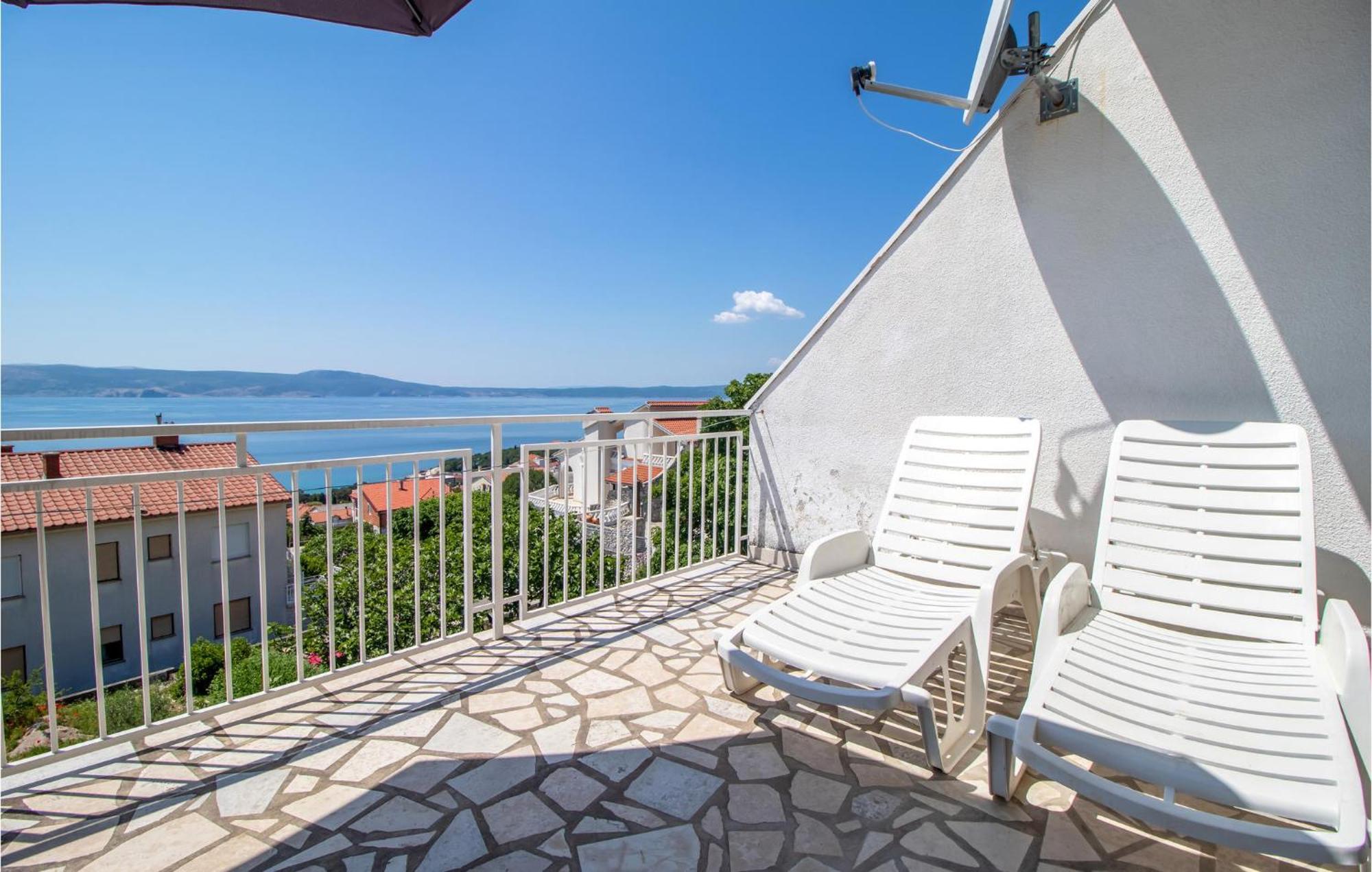 Lovely Apartment In Novi Vinodolski With Wifi 外观 照片